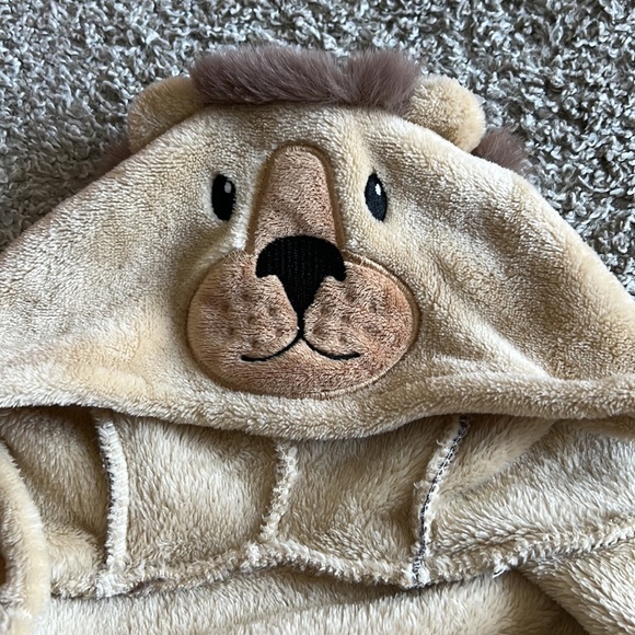 Infant Lion Fleece Robe - Picture 4 of 4